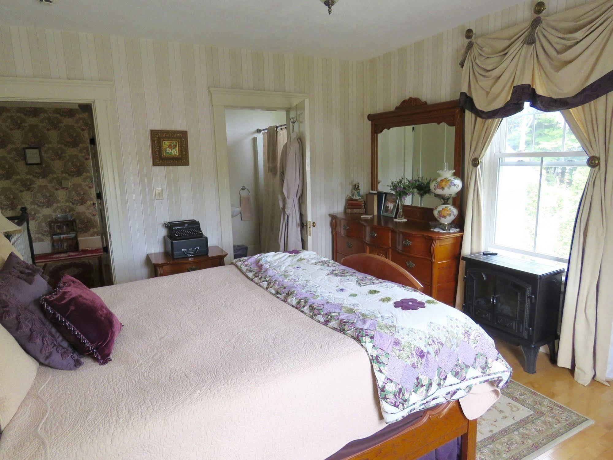 The Sleigh Maker Inn Bed And Breakfast Westborough Εξωτερικό φωτογραφία